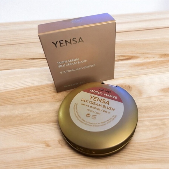 YENSA Super Serum Silk Cream Blush - Picture 2 of 4